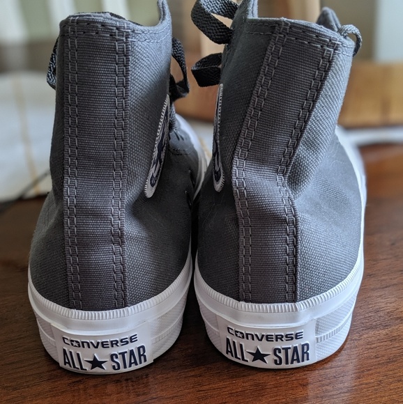 Converse-New - Picture 2 of 3